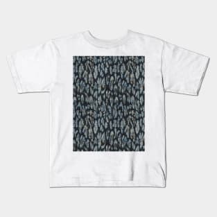 Animal skin leopard winter mood Kids T-Shirt